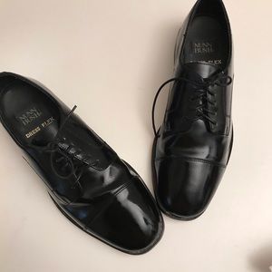 Nunn Bush men’s moc toe dress oxford shoes  6 1/2M